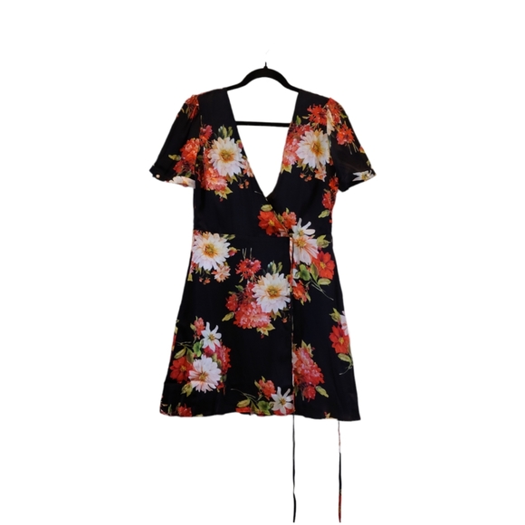 *NEW* Black Floral Printed Katalina Silk Dress - Picture 2 of 3